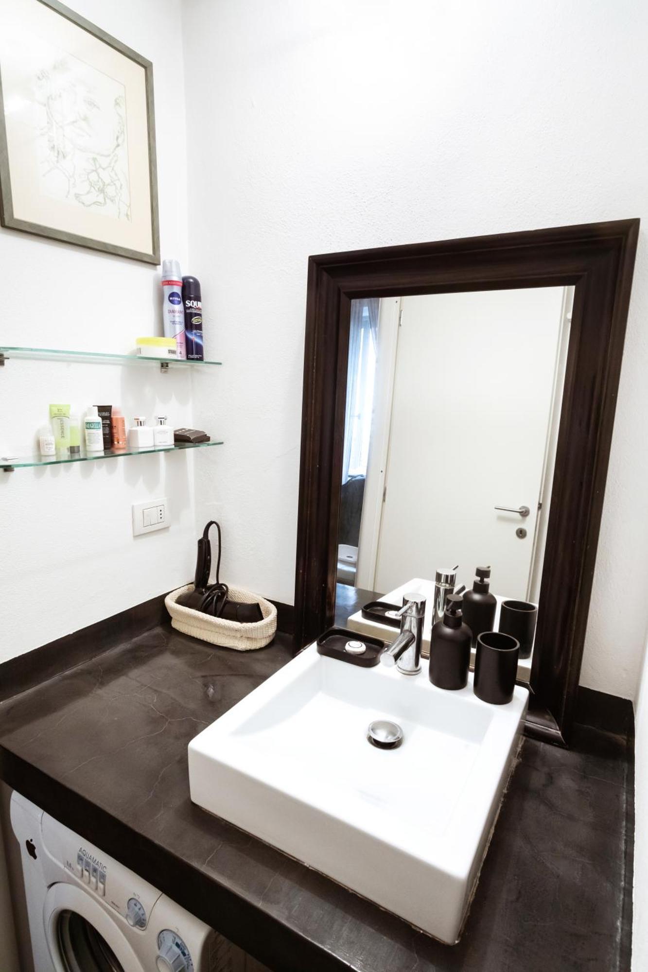 Appartamento Cosy And Bright Flat In The Heart Of Porta Venezia Milano Esterno foto